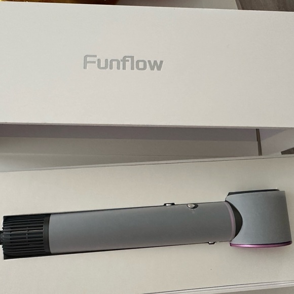 NWT Funflow 5 in 1 Hair Styler Hair Dryer Curling Volumizing Smoothing & Styling - Picture 1 of 7